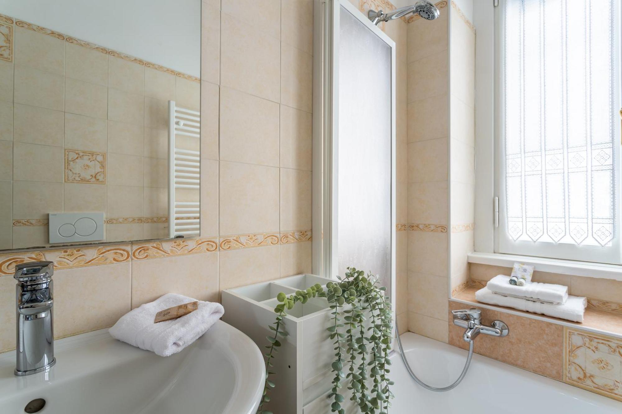 Iflat Vatican Spacious Apartment With Terrace 罗马 外观 照片